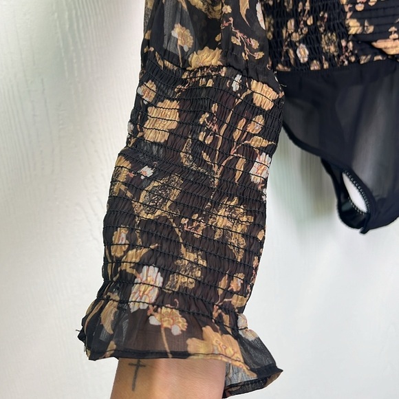 Free People - NWT Brunch Date  Floral Black Combo Ruffle Bodysuit Size Large - Picture 6 of 14